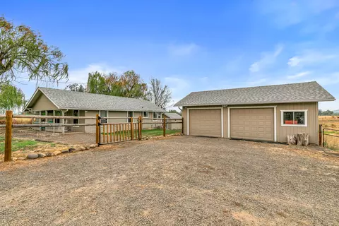 14145 Agate Rd, Eagle Point, OR 97524 photo 33