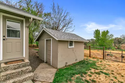 14145 Agate Rd, Eagle Point, OR 97524 photo 24