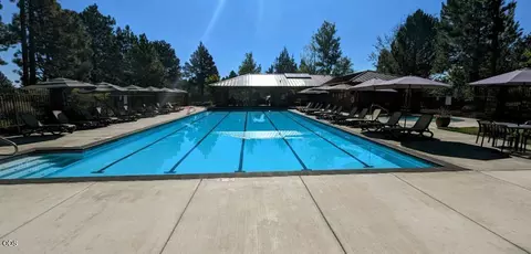 Exterior - 19490 Green Lakes Loop, Bend, OR 97702 photo 9 of 10