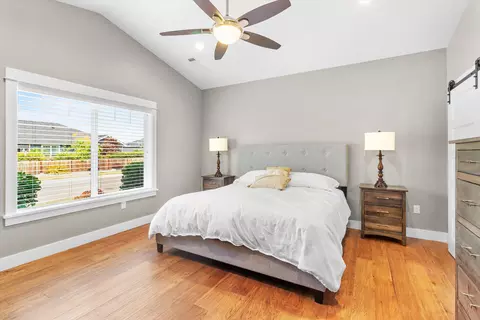 413 Sand Pointe Dr, Central Point, OR 97502 photo 17