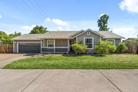 3050 Delta Waters Rd, Medford, OR 97504