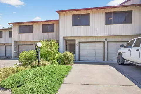 317 Eastwood Dr, Medford, OR 97504