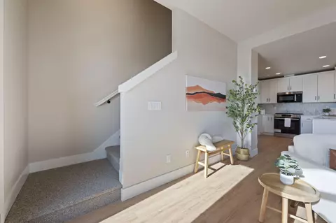 Entry Way - 20514 NEmpire Ave, Bend, OR 97701 photo 1 of 2