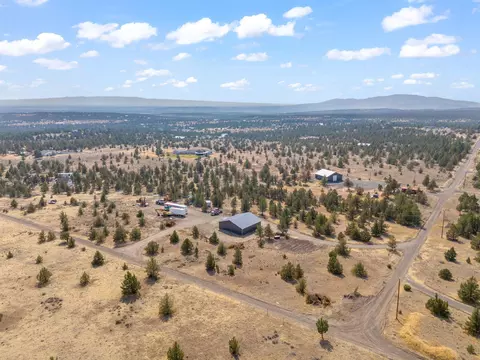 6352 SE Goble Dr, Prineville, OR 97754