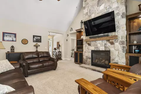 16203 Lava Dr, La Pine, OR 97739 photo 7