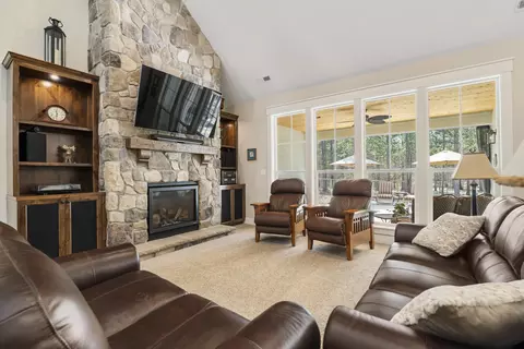 16203 Lava Dr, La Pine, OR 97739 photo 6