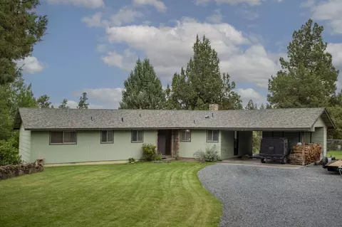 62370 Wallace Rd, Bend, OR 97701