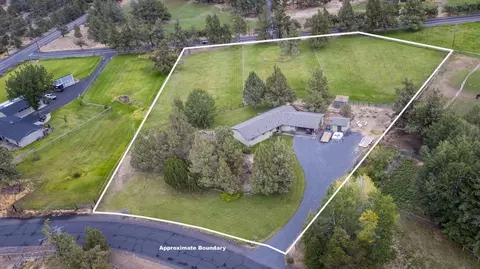 View/Area - 62370 Wallace Rd, Bend, OR 97701 photo 3 of 5