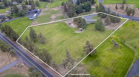 View/Area - 62370 Wallace Rd, Bend, OR 97701 photo 5 of 5