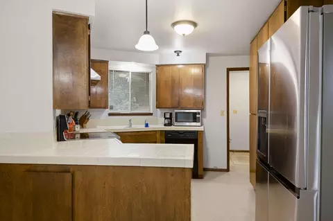 Kitchen - 62370 Wallace Rd, Bend, OR 97701 photo 1 of 3