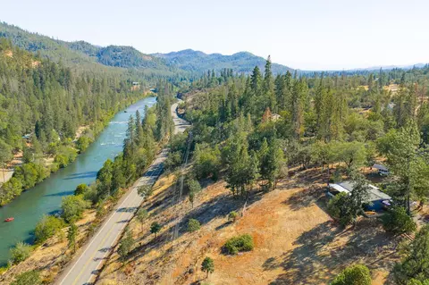 23159 Highway 62, Shady Cove, OR 97539
