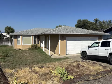 2481 Northcrest Cir, Medford, OR 97504