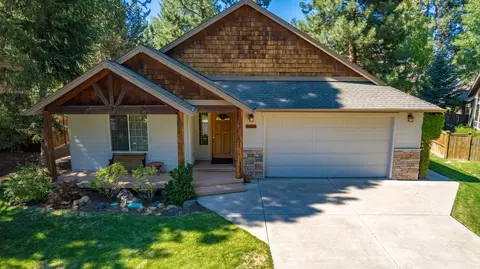 60933 Crested Butte Ln, Bend, OR 97702