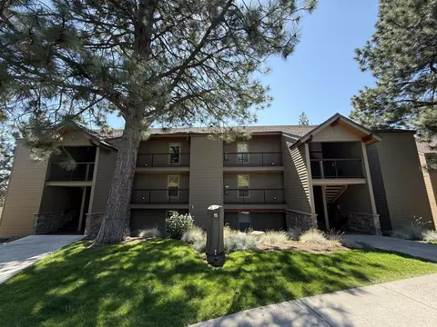 18575 SW Century Dr #1537B / 682, Bend, OR 97702