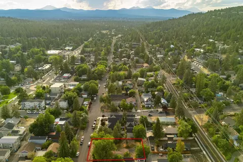 720 NW Ogden Ave, Bend, OR 97703 photo 26