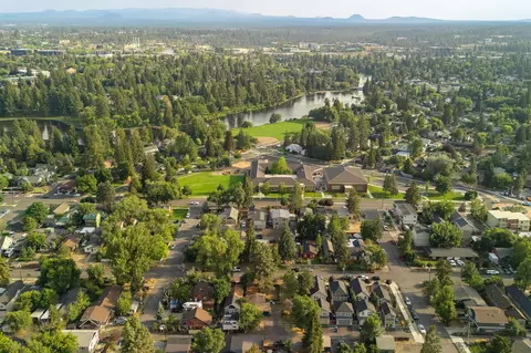 720 NW Ogden Ave, Bend, OR 97703 photo 21