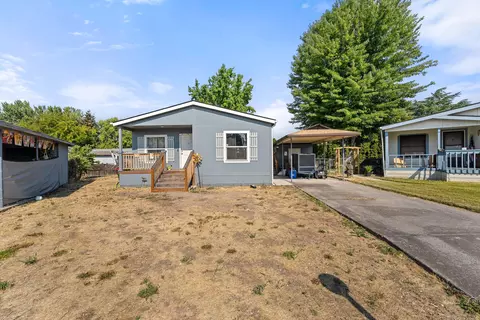 660 Margaret Rose, Medford, OR 97501
