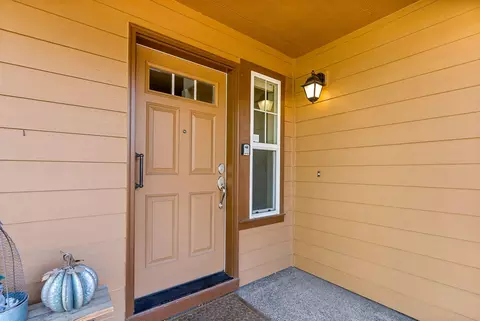 2890 NE Jackdaw Dr, Bend, OR 97701 photo 3