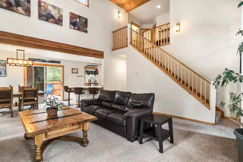 Living - 17155 Avocet Dr, Bend, OR 97707 photo 4 of 5