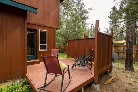 Exterior - 17155 Avocet Dr, Bend, OR 97707 photo 7 of 10