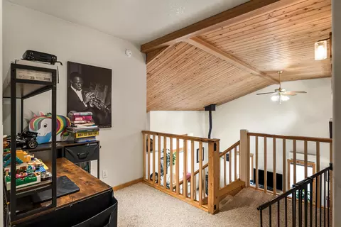Entry Way - 17155 Avocet Dr, Bend, OR 97707 photo 1 of 1