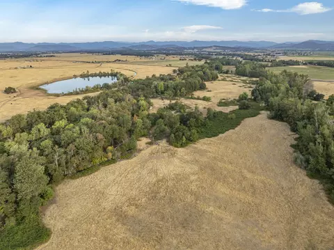 1631 E Antelope Rd, Eagle Point, OR 97524 photo 9