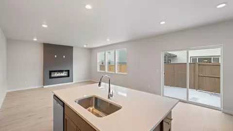 21725 SE Stromboli Ln SE, Bend, OR 97702 photo 7