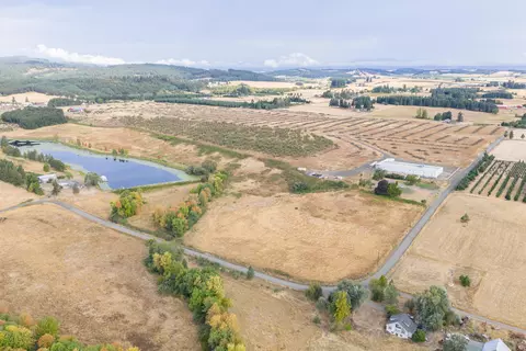 595 N Fir Villa Rd, Dallas, OR 97338