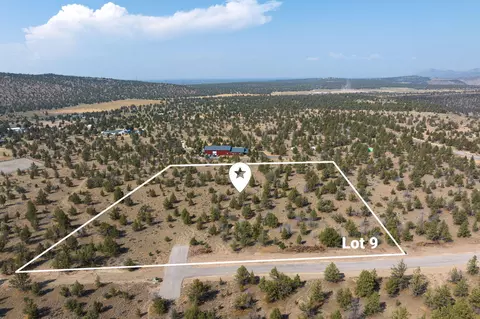 pinecrest drive, Prineville, OR 97754