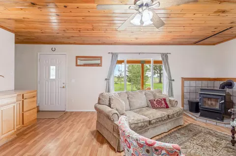 26315 Walker Rd, Bend, OR 97701 photo 4