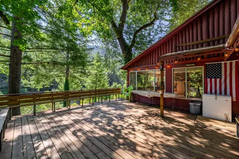 7800 Rogue Riv, Agness, OR 97406