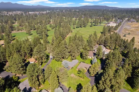 20388 Tailblock Rd, Bend, OR 97702 photo 3