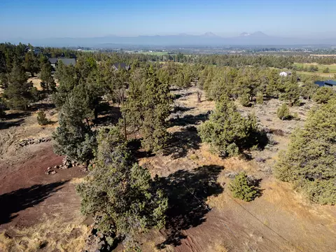 65715 93rd St, Bend, OR 97703 photo 6