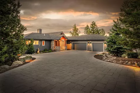 1432 NW Remarkable Dr, Bend, OR 97703