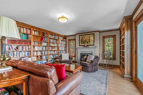 551 Strawberry Ln, Ashland, OR 97520 photo 28