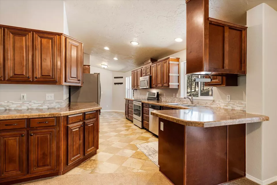  16810 Covina Rd, Bend, OR 97707 photo 13