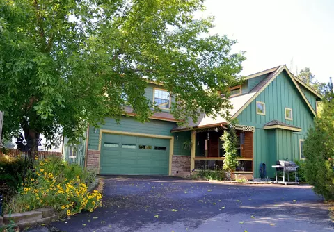 147 S Main St, Prineville, OR 97754