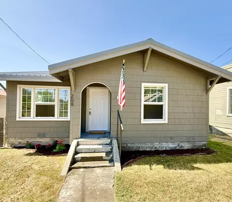 208 Mortimer St, Klamath Falls, OR 97601