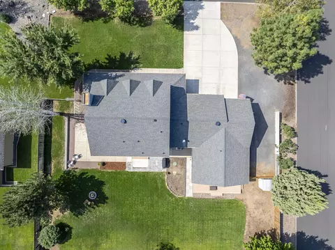 61270 Crescent Ct, Bend, OR 97702 photo 46
