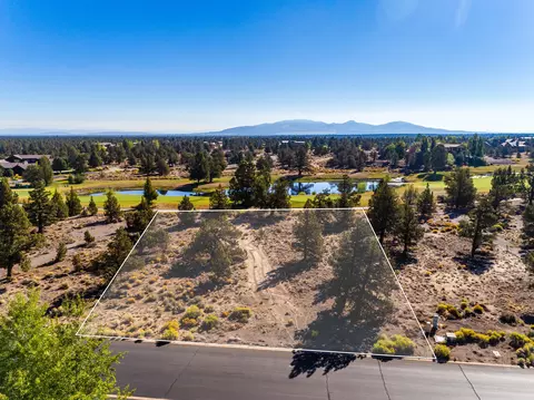 66385 Pronghorn Estates Dr #LOT 261, Bend, OR 97701