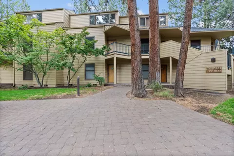 19717 SW Mount Bachelor Dr #252, Bend, OR 97702