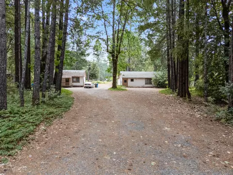 701 Caves Hwy, Cave Junction, OR 97523