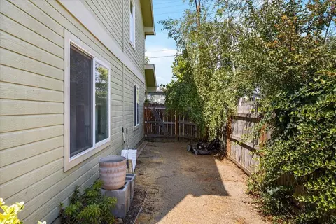 114 Cedar St, Central Point, OR 97502 photo 22