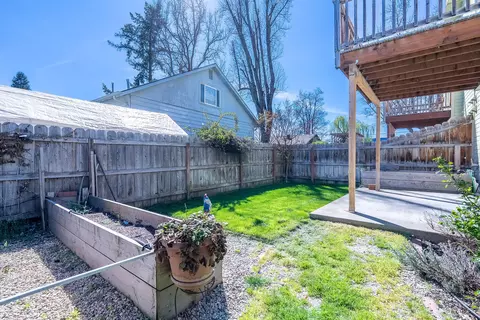 114 Cedar St, Central Point, OR 97502 photo 47