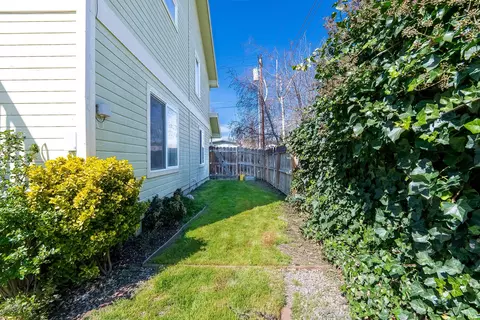 114 Cedar St, Central Point, OR 97502 photo 45