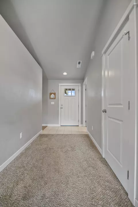 Entry Way - 585 E Forks Cir, Cave Junction, OR 97523 photo 2 of 2