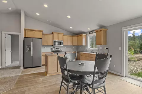 Other - 585 E Forks Cir, Cave Junction, OR 97523 photo 7 of 8