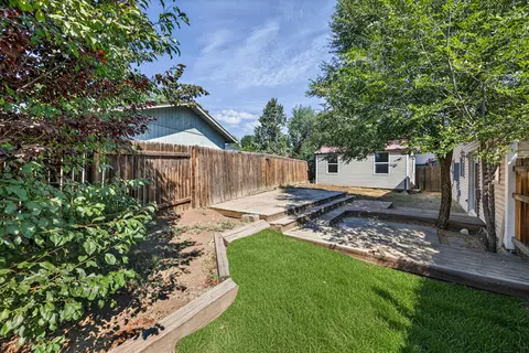 Exterior - 2739 NE Cordata Dr, Bend, OR 97701 photo 7 of 7