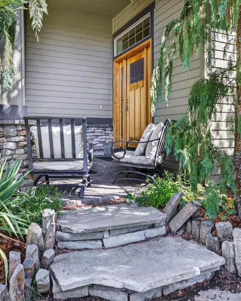 19601 Hollygrape St, Bend, OR 97702 photo 5