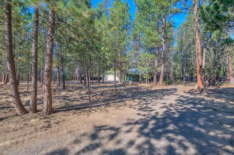 Exterior - 17592 Holgate Rd, La Pine, OR 97739 photo 11 of 11